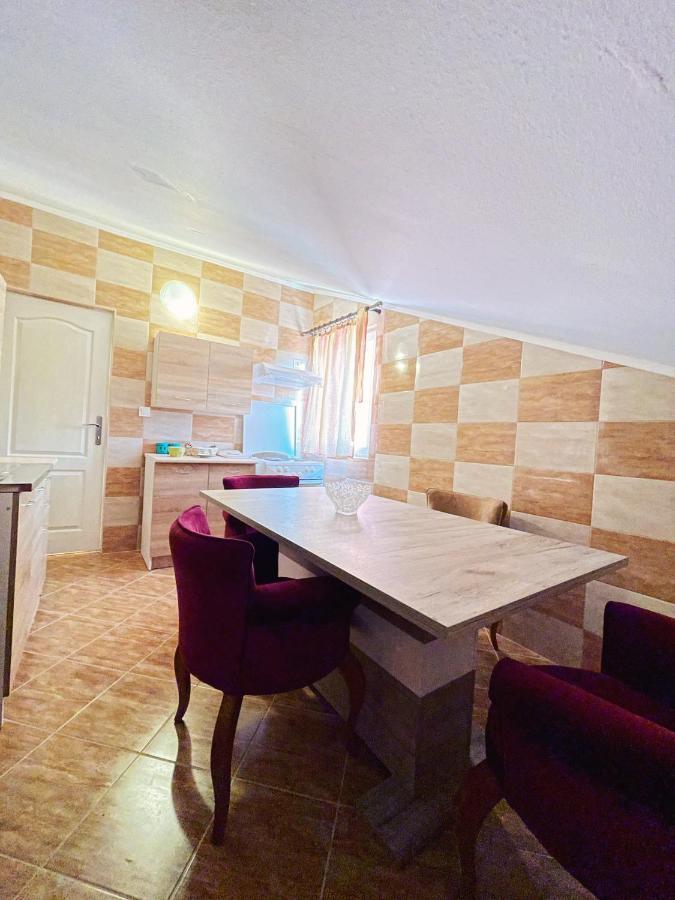 Vila Duricic 300M Od Mora 호텔 Ðenovići 외부 사진