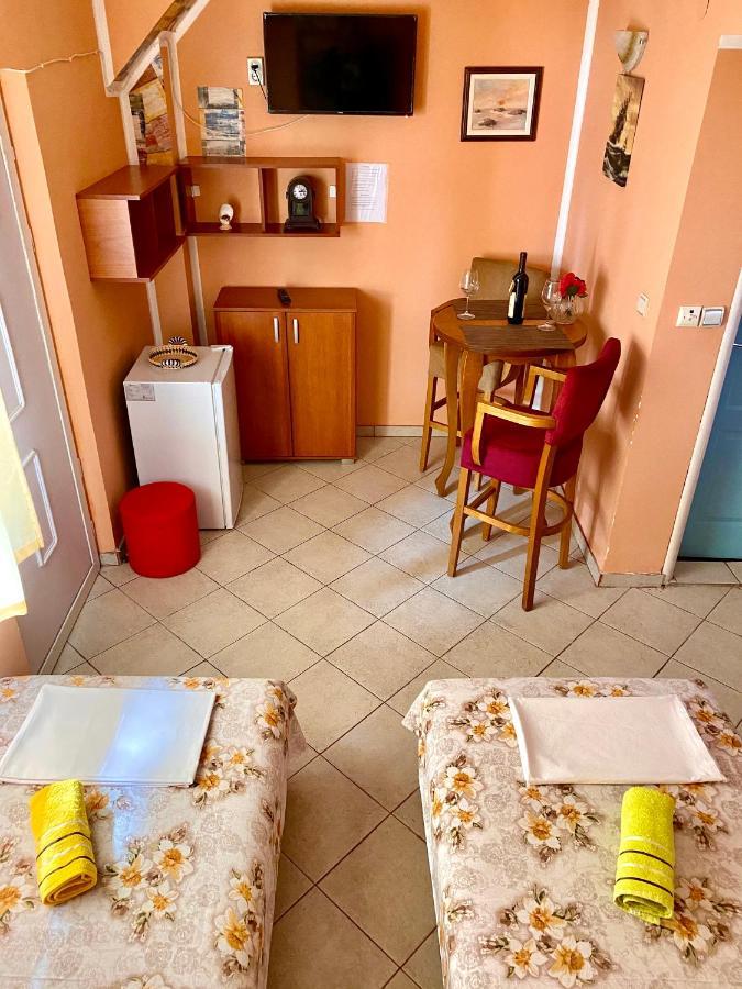 Vila Duricic 300M Od Mora 호텔 Ðenovići 외부 사진